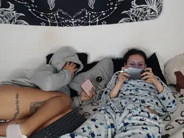 Stripchat Watch Live Sex Cams of abby_n_emily