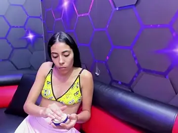 Stripchat Free Porn Cam of hot-threesome
