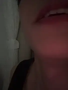 Stripchat Live Sex Cam of Ethan7063