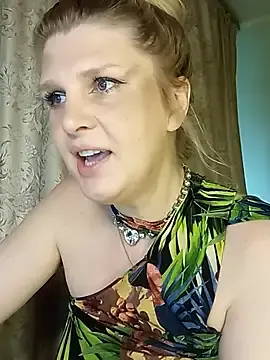 Stripchat Best Webcam of TsPostophere