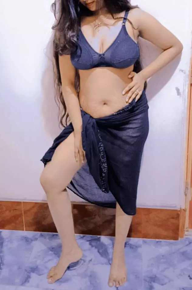 Sexy-Binita