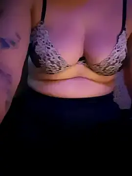 Stripchat Sex Cam of Sweettinydiamond