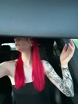 Stripchat Live Porn of kimkatyrides