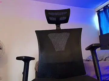 Stripchat Free Porn Cam of imyourg0d