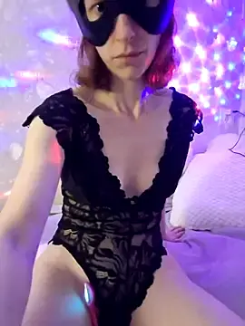 Stripchat Nude Webcam of xRedHair