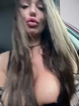Stripchat Free Live Porn of Emma_Catt