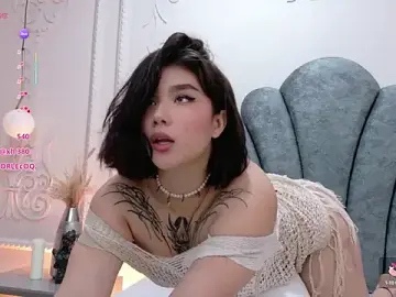 Stripchat Live Sex Cam of Emily-Cooper-