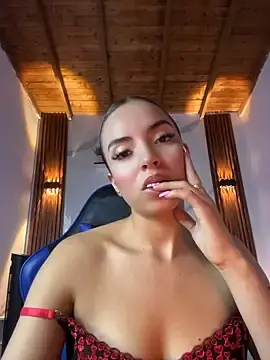 Stripchat Live Sex of catalina_lafer
