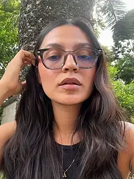 Stripchat Live Sex Cam of Gia_Mazzon