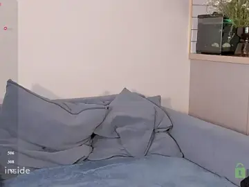 Stripchat Live Sex Cam of SourSweetCherry