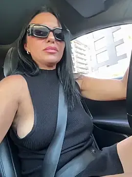 Stripchat Live Sex Cam of KimKelly13