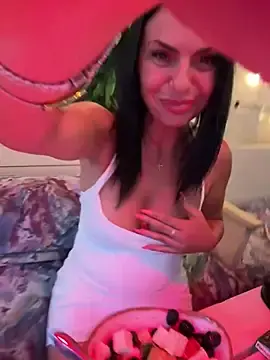 Stripchat Best Webcam of KimKelly13