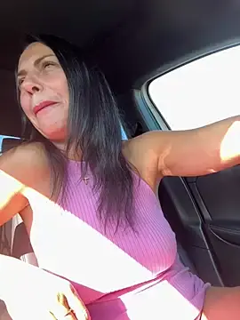 Stripchat Live Sex Cam of KimKelly13