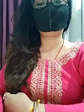 Stripchat Free Porn Cam of Aishwaryaa_69
