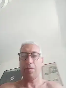 Stripchat Adult Webcam of ArsenioL