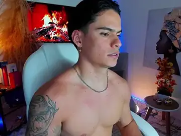 Stripchat Sex Cam of Matias_Murrier