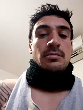 Stripchat Live Sex of Leooo1722
