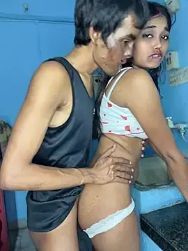 Stripchat Live Sex Cam of Sweet-priyaa
