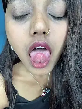 Stripchat Live Sex of Sweet-priyaa