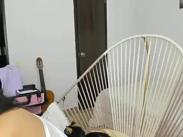Stripchat Watch Live Sex Cams of Eli_dl