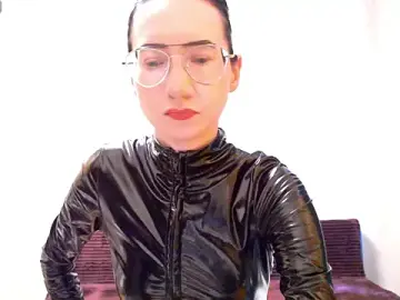 Stripchat Live Sex Cam of Xxx_goddes_xxX