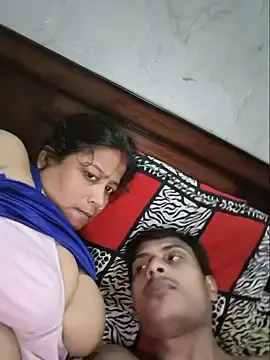Stripchat Adult Webcam of Priyadiwani