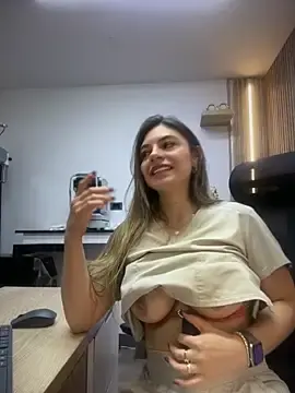 Stripchat Live Sex of alicee16