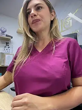 Stripchat Adult Webcams of alicee16