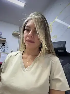 Stripchat Watch Live Sex Cams of alicee16