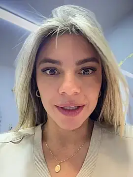 Stripchat Live Porn of alicee16