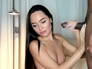 Stripchat Sex Cam of batmancatwoman17