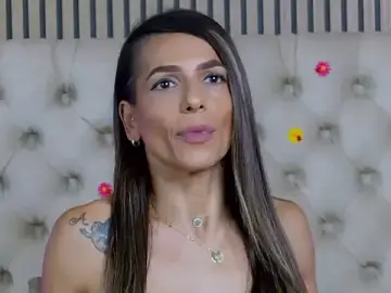 Stripchat Watch Live Sex Cams of PlayfulShow