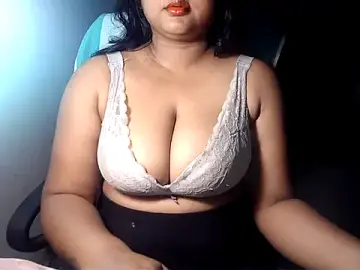 Stripchat Free Porn Cam of Rajakirani1
