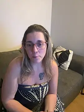 Stripchat Private Sex Chat of lepetitcouple1013