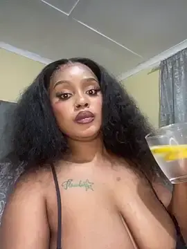 Stripchat Watch Live Sex Cams of Amberr_Roose
