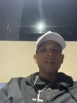 Stripchat Watch Live Sex Cams of Gzinho69ik