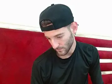 Stripchat Best live sex cam show of Christopher_saint