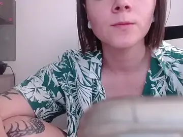 Stripchat Live Sex of Hannah______