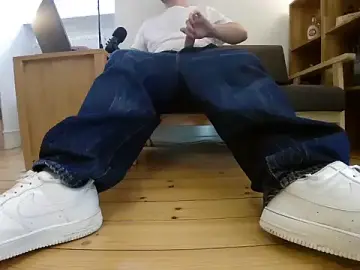Stripchat Free Live Porn of jonas_camboy