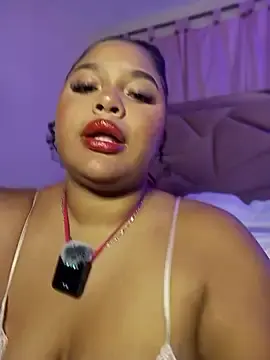 Stripchat Live Sex Cam of helenassnow