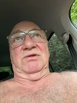 Stripchat Free Porn Cam of biggandybig
