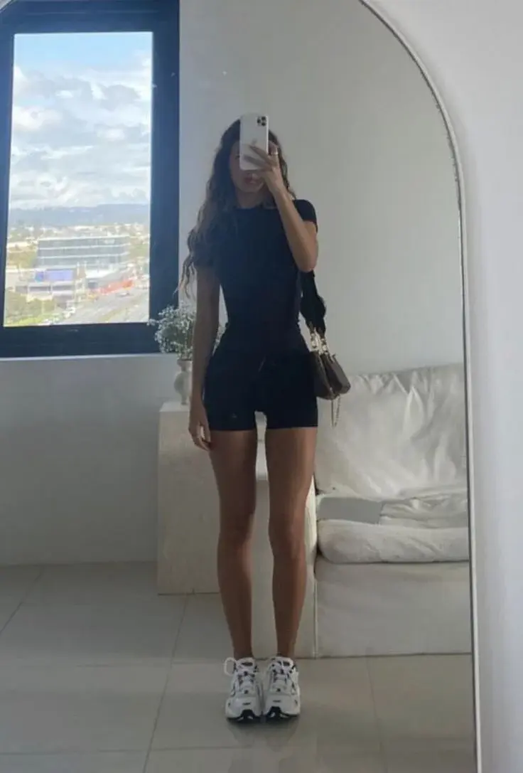felicity_gold