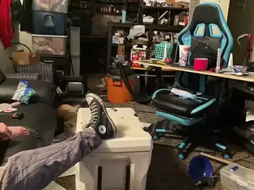Stripchat Free Porn Cam of deadpi
