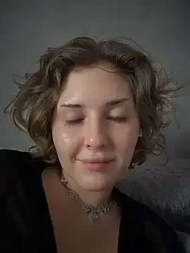 Stripchat Best live sex cam show of KellyKeler