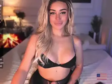 Stripchat Adult Webcam of ZyraGoddes