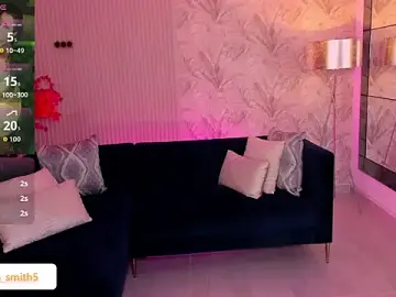 Stripchat Live Sex Cam of lenah_smith