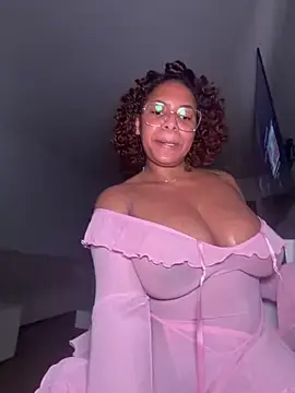 Stripchat Live Sex Cam of kataryna69