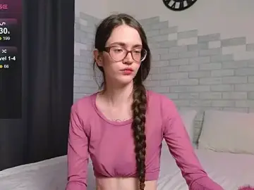 Stripchat Watch Live Sex Cams of bellacatlovesmeat