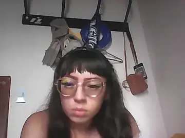 Stripchat Nude Webcam of Axia6Catherine9