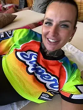 Stripchat Free Porn Cam of KathaleaNoir